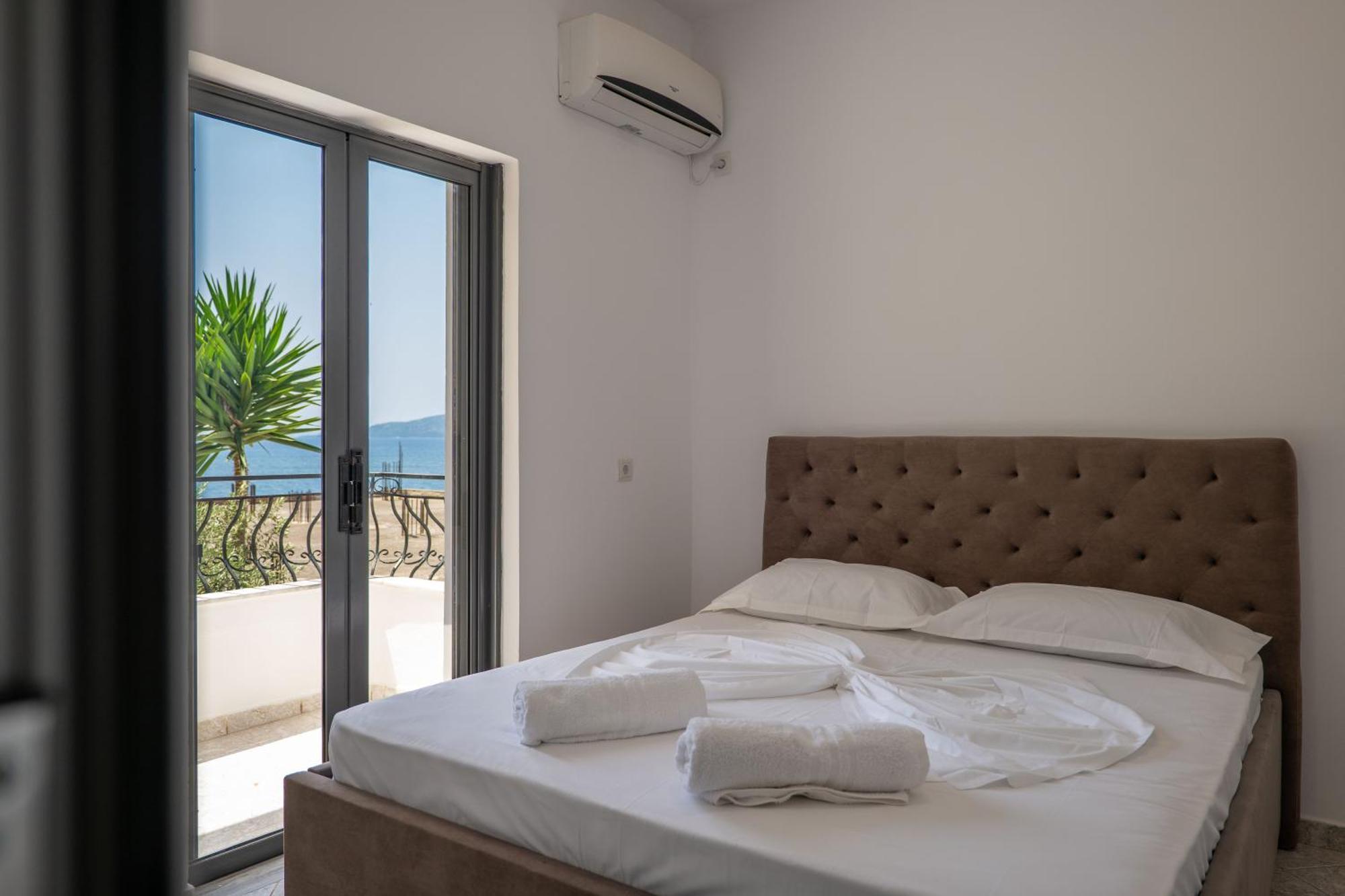 Sunset Aparthotel Sarande Exterior photo